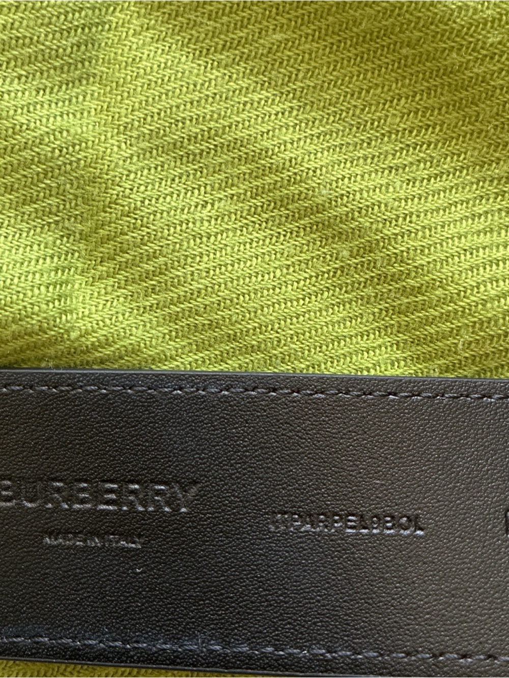 Burberry Black & Nova Check Slides with TB Buckle Belt - Picture 4 of 4